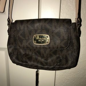 Michael Kors Crossbody